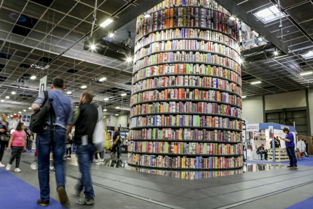 La Puglia Al Salone Del Libro Di Torino Uno Stand Istituzionale Con 40