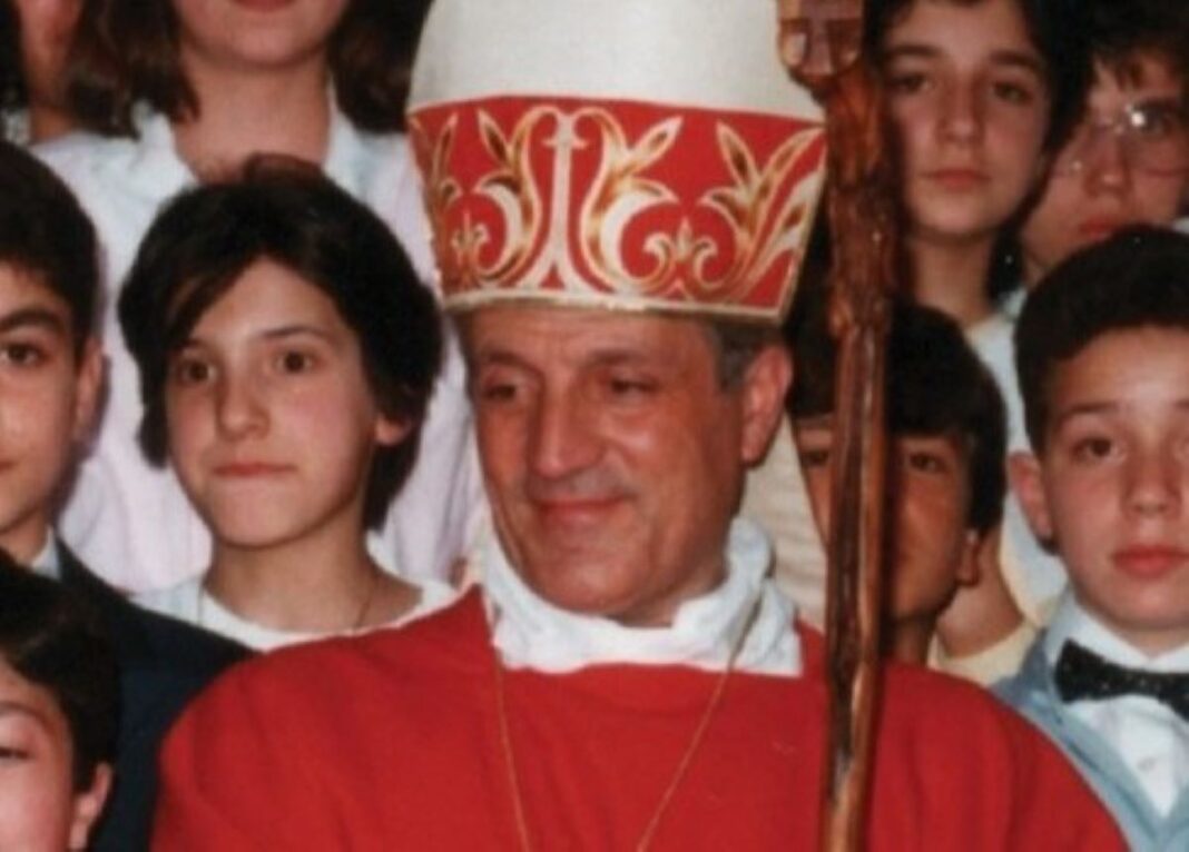 A 30 anni dalla scomparsa, l’eredità di Don Tonino Bello è impressa